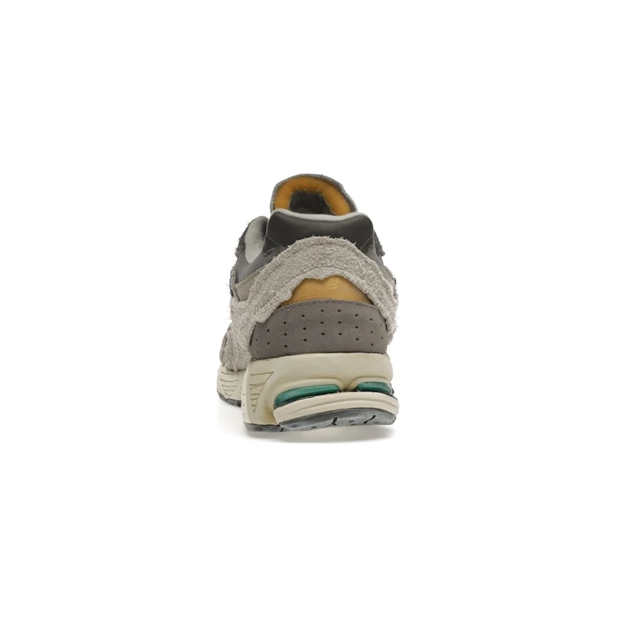 New Balance 2002R Protection Pack Rain Cloud, vue arrière