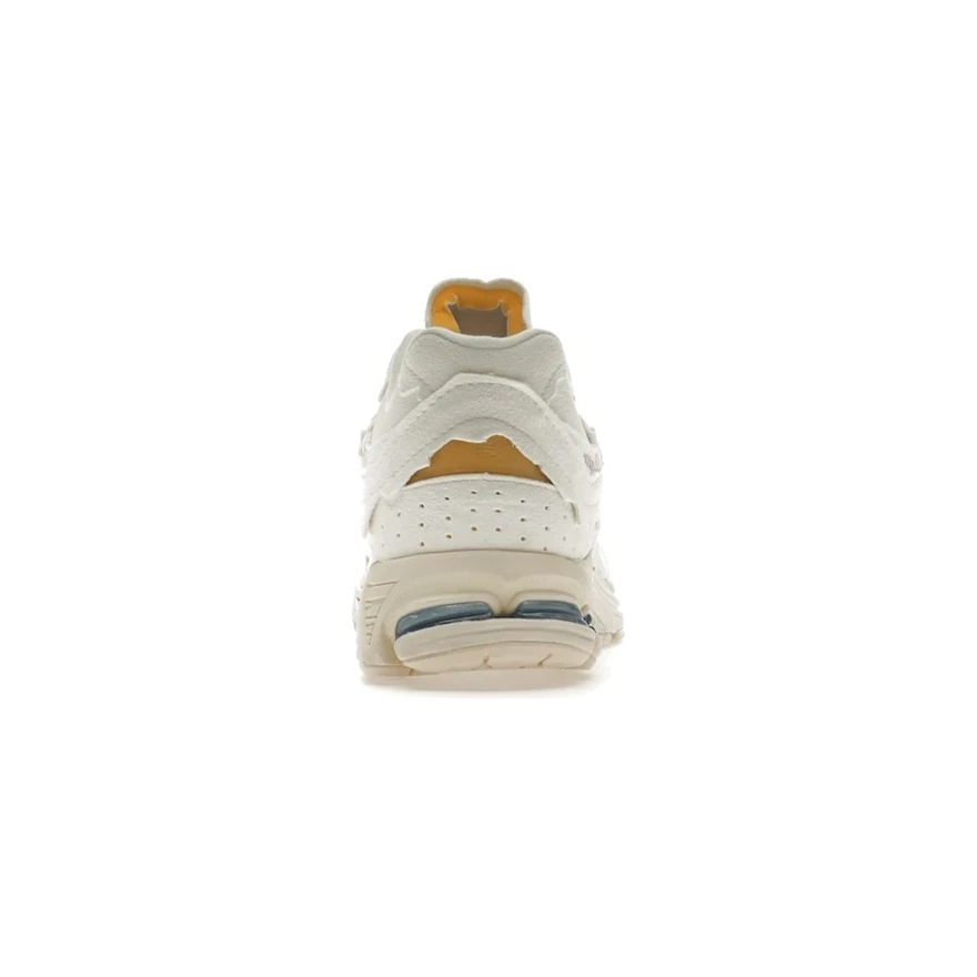 New Balance 2002R Protection Pack Sea Salt, vue arrière