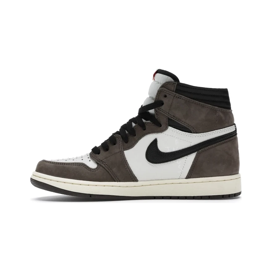 Air Jordan 1 High Travis Scott, profil intérieur