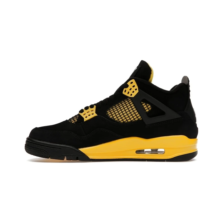 Air Jordan 4 Thunder, profil intérieur