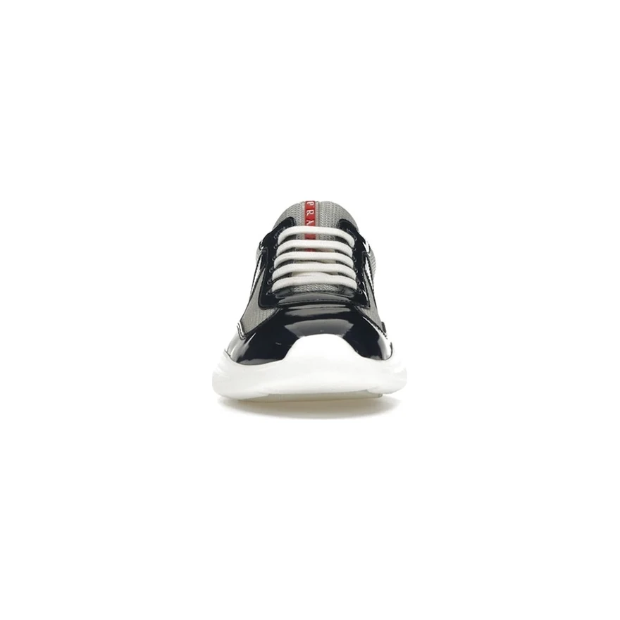 Prada America's Cup Royal Blue, vue de face