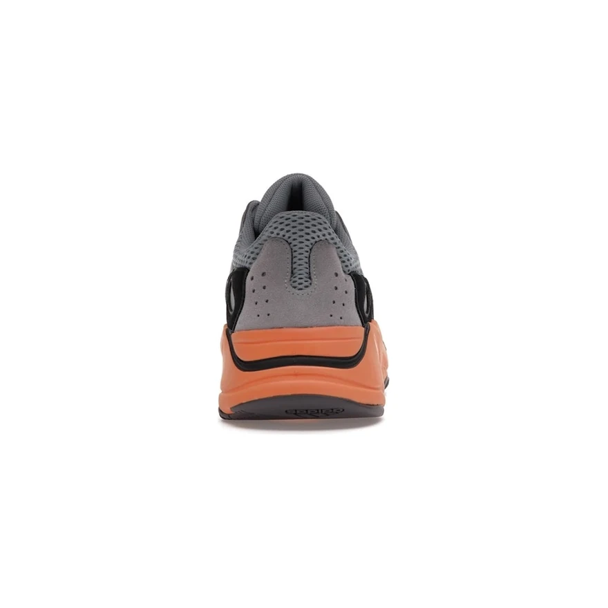 adidas Yeezy Boost 700 Wash Orange, vue arrière