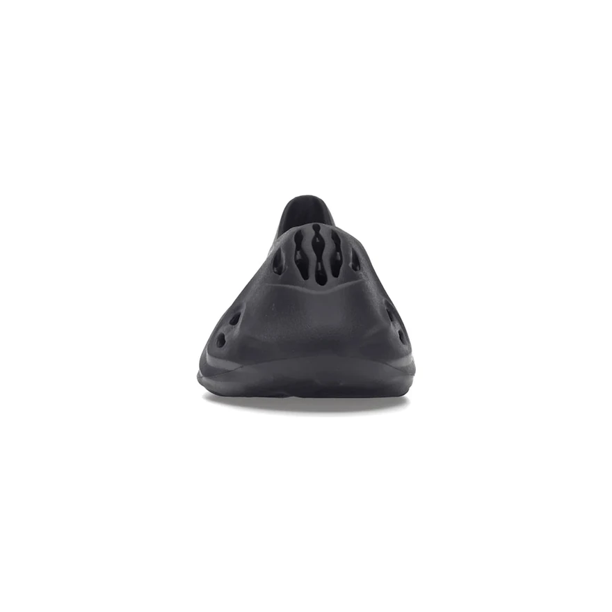adidas Yeezy Foam Runner Onyx, vue de face